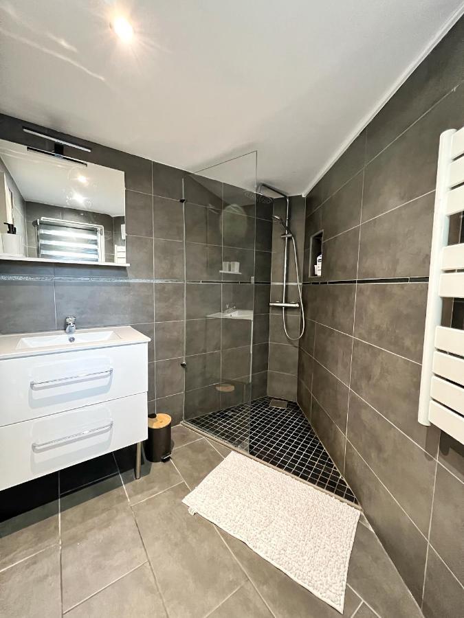 Pimprenelle Et Nicolas - Proche Ville Appartement La Rochelle  Buitenkant foto